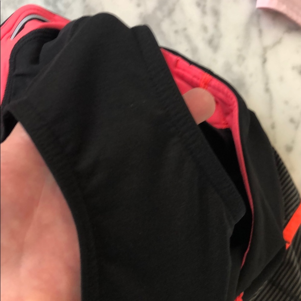 RARE 🍋Lululemon Speed Short - Picture 8 of 9